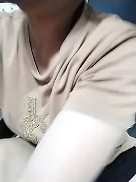 Mie rose online show from October 19, 1:45 pm