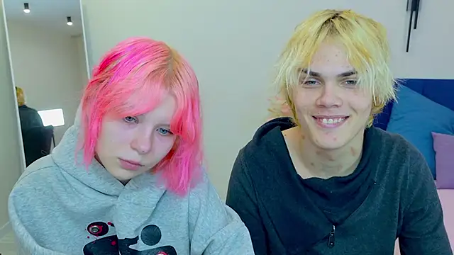 Bonnie And C1yde online show from October 15, 5:02 pm