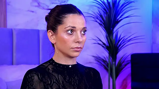 EllyLynn online show from October 19, 7:58 pm