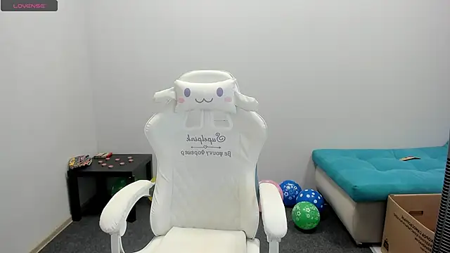 juliamurr 18 online show from September 25, 12:36 am