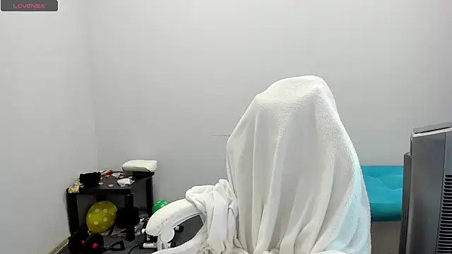 juliamurr 18 online show from October 16, 1:06 am