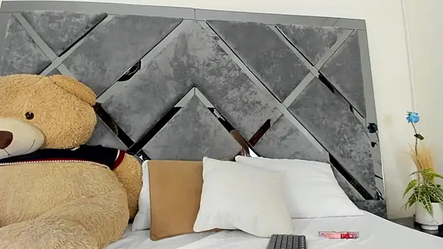 Sweet Salome1 online show from October 15, 12:38 pm