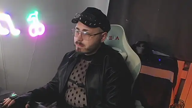 FabianKinky online show from October 16, 11:55 am