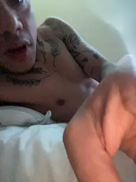 AlphaMasterXxx online show from October 18, 8:53 pm