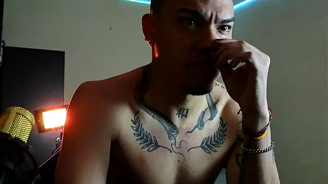 AlphaMasterXxx online show from November 17, 1:06 pm