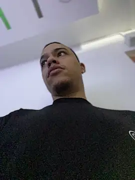 AlphaMasterXxx online show from November 30, 1:04 pm