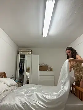 MilaRenee online show from September 21, 7:59 pm