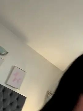 Snapshot of brunetteGirl274 chatting on October 18, 2:51 pm brunetteGirl274 online show from October 18, 2:51 pm