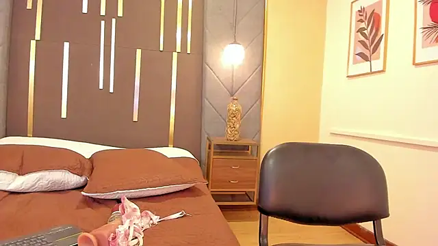 OliviGrace online show from September 19, 11:27 pm