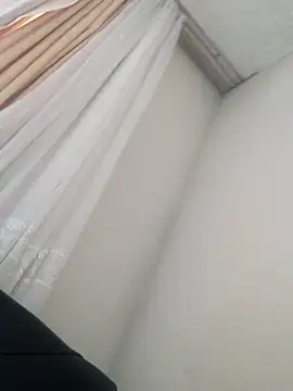 Snapshot of Azginboga2358 chatting on September 18, 11:45 am Azginboga2358 online show from September 18, 11:45 am