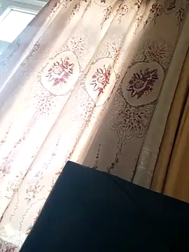 Snapshot of Azginboga2358 chatting on October 24, 10:44 am Azginboga2358 online show from October 24, 10:44 am