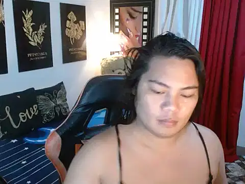 Snapshot of TSbrianaHugeCock chatting on November 16, 8:58 pm TSbrianaHugeCock online show from November 16, 8:58 pm