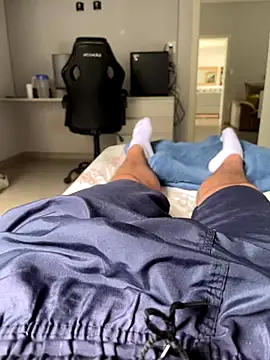 Novinho16cmz online show from October 10, 4:06 pm