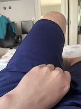 Novinho16cmz online show from November 6, 3:57 pm