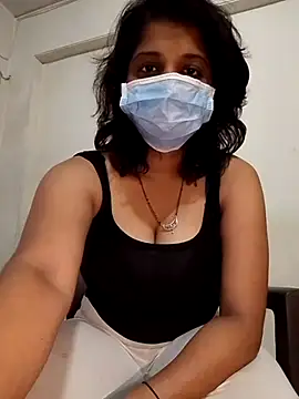 Snapshot of Love_Foreverr12 chatting on November 9, 11:08 am Love Foreverr12 online show from November 9, 11:08 am