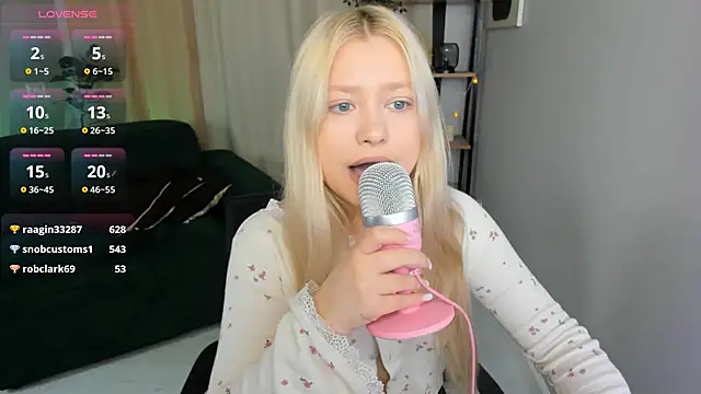 Millie Vanillies online show from September 20, 9:38 pm