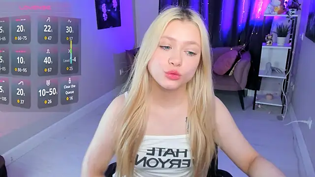 Millie Vanillies online show from October 7, 1:41 pm