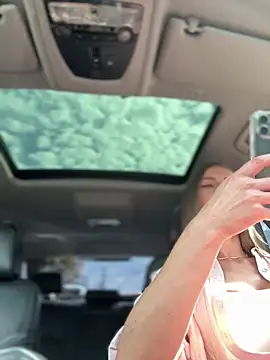  JessyRey  online show from September 15, 8:25 am