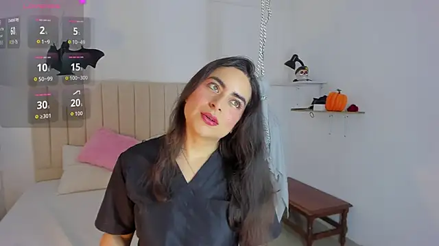 sashaa petit online show from October 27, 11:25 am