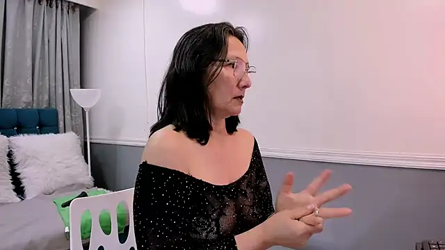 Oriana Jhonson online show from October 17, 10:40 am