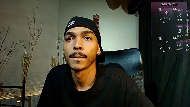 MarcusRain  online show from October 17, 7:27 pm