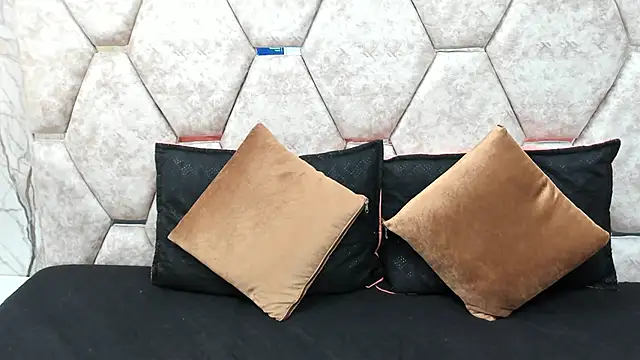 EXOTIC EBONY  online show from October 11, 7:12 pm