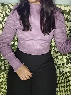 Laila Pahadi online show from November 3, 6:31 pm