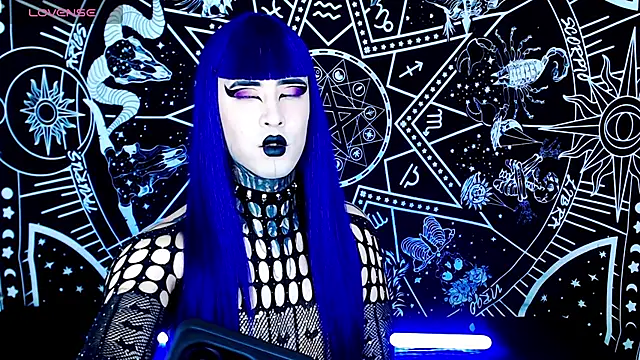 naomi satan online show from October 29, 1:41 am