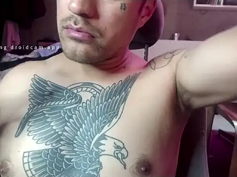 Snapshot of parca13 chatting on November 26, 3:40 am parca13 online show from November 26, 3:40 am