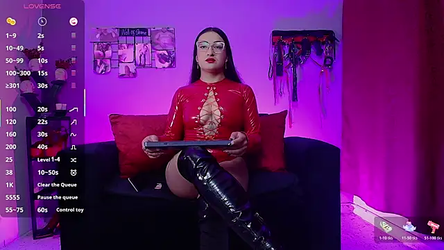 Snapshot of Daphne_Clarke chatting on October 20, 10:16 am Daphne Clarke online show from October 20, 10:16 am