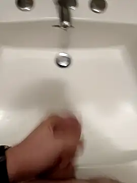 Snapshot of Empi19cm chatting on September 12, 12:00 am Empi19cm online show from September 12, 12:00 am