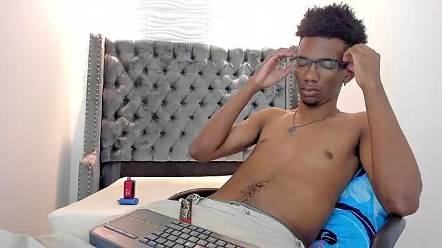 nero reyd online show from September 22, 7:27 pm