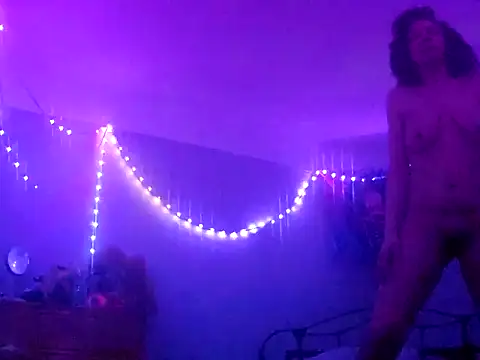 puddled wonderland online show from November 30, 8:40 am