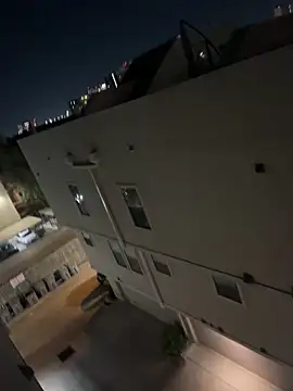 Snapshot of Dallasbest214 chatting on October 13, 8:36 am Dallasbest214 online show from October 13, 8:36 am