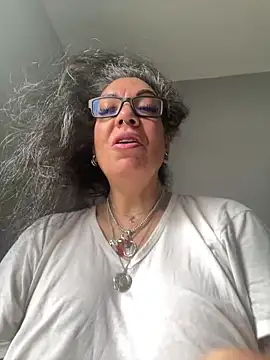 dieseldame1313 online show from February 20, 4:57 pm