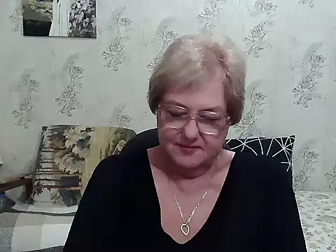Snapshot of Renata62011 chatting on September 17, 3:57 pm Renata62011 online show from September 17, 3:57 pm