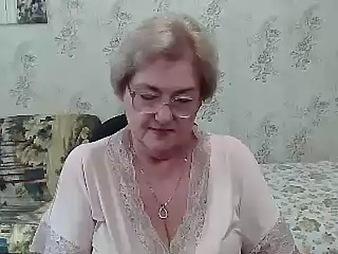 Snapshot of Renata62011 chatting on October 12, 10:36 am Renata62011 online show from October 12, 10:36 am