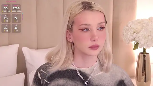 Nesolla online show from September 19, 8:42 pm