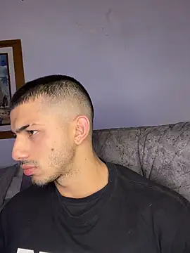 ArturoCardona  online show from October 5, 1:37 am