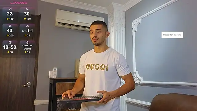 ArturoCardona  online show from October 7, 1:52 pm