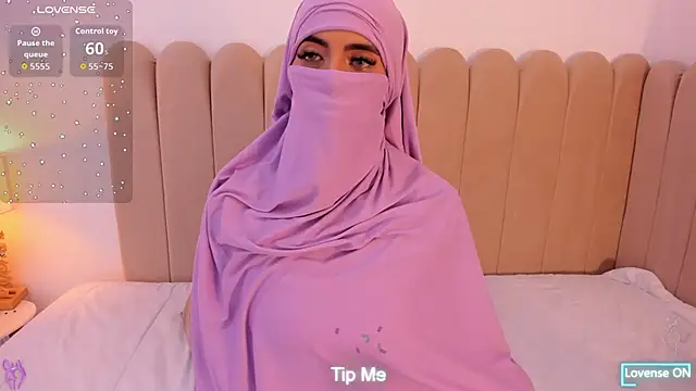 Jasmin hamdan online show from October 8, 7:22 pm