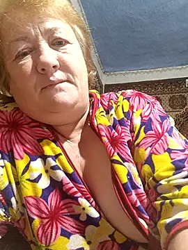 NikaLove49011 online show from October 8, 5:38 am