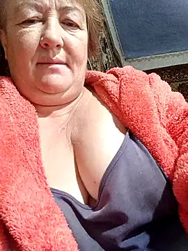 NikaLove49011 online show from November 17, 6:41 am