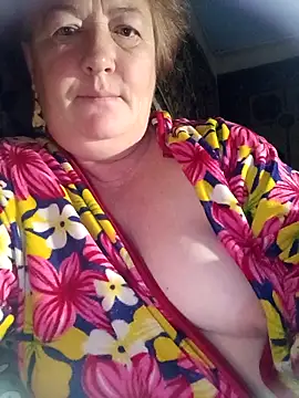 NikaLove49011 online show from November 27, 4:03 am