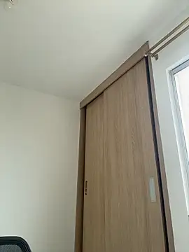 Snapshot of LauraCatalina chatting on October 11, 12:04 pm LauraCatalina online show from October 11, 12:04 pm