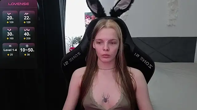 Luna Navy online show from September 18, 9:55 am