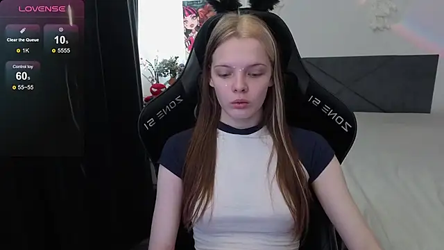 Luna Navy online show from September 19, 9:11 am