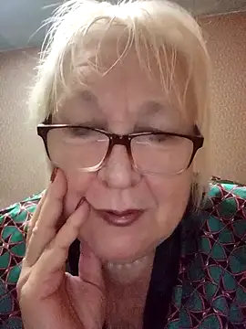 Alexia64231 online show from November 1, 3:30 am