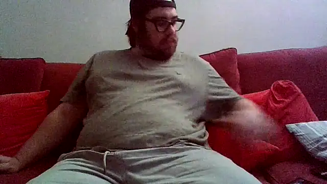 Snapshot of chubbyDavid1998 chatting on December 4, 9:07 am chubbyDavid1998 online show from December 4, 9:07 am