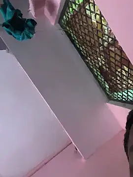 jucydick010887 online show from October 1, 8:09 am